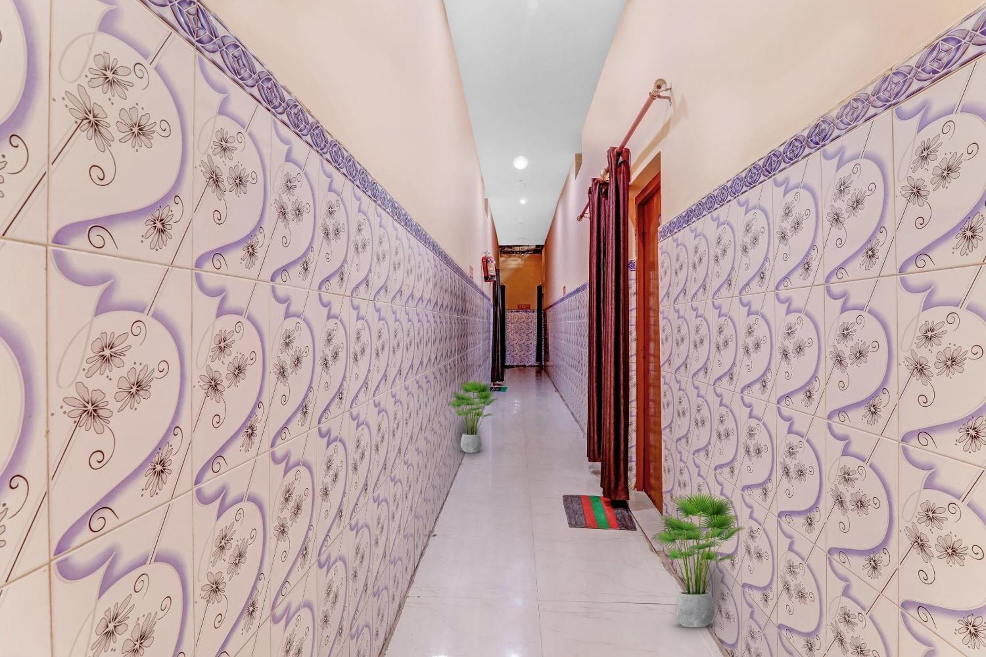 Flagship Hotel Suman Niwas Bijnaur المظهر الخارجي الصورة